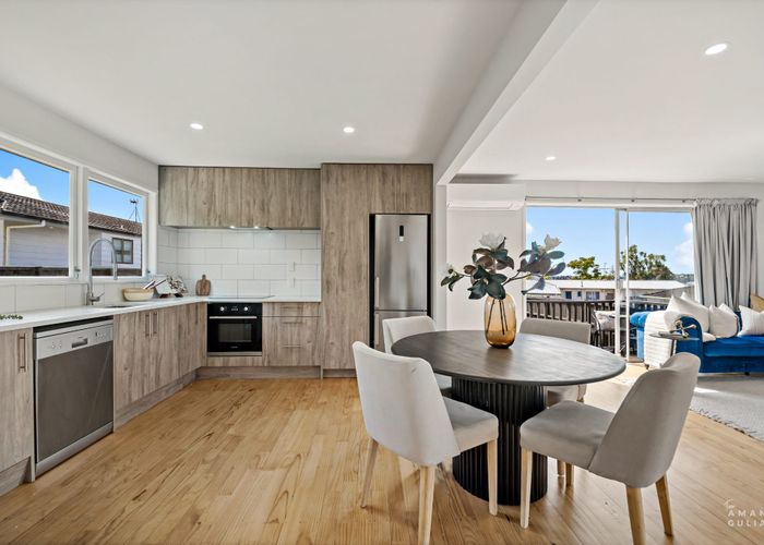  at 1/50A Weldene Avenue, Glenfield, North Shore City, Auckland