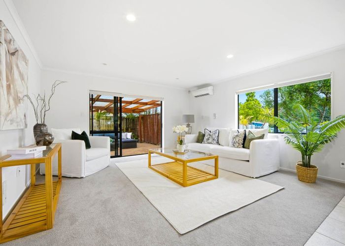  at 1 William Gamble Drive, Greenhithe, North Shore City, Auckland