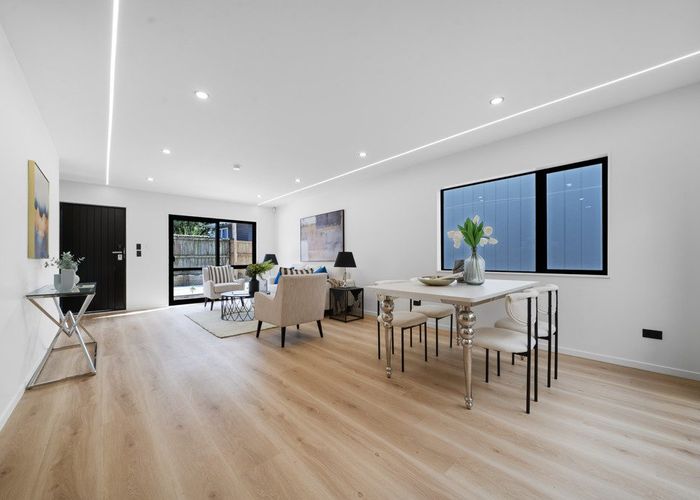  at 4/68 Kautami Avenue, Papatoetoe, Manukau City, Auckland