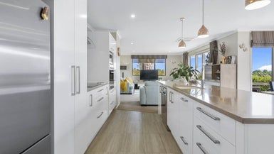  at 22 Vista Close, Omokoroa