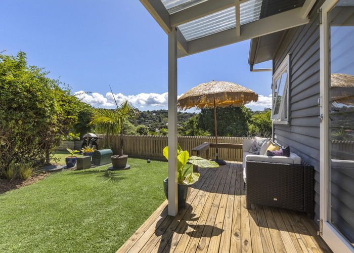  at Surfdale, Waiheke Island, Auckland