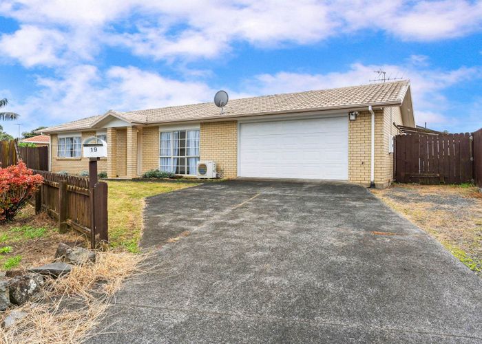  at 19 Tonson Place, Weymouth, Manukau City, Auckland