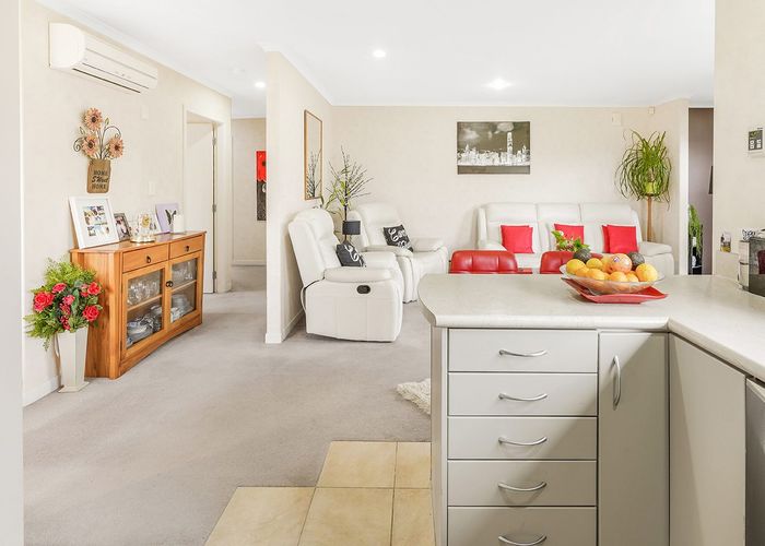  at 43 Sovereign Isle Lane, Rototuna, Hamilton