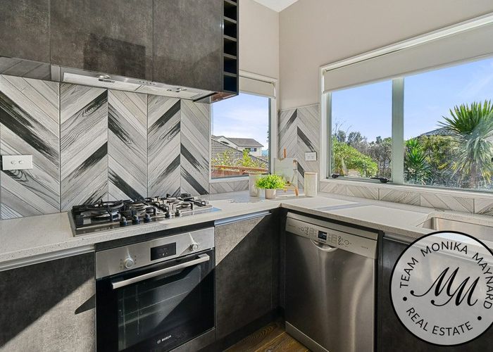  at 3 Ribbonwood Crescent, Goodwood Heights, Manukau City, Auckland