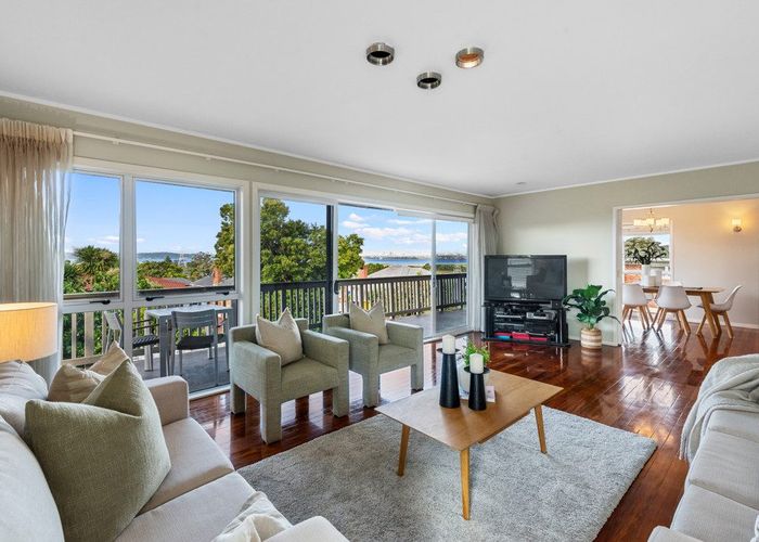  at 10A Jaemont Avenue, Te Atatu South, Auckland
