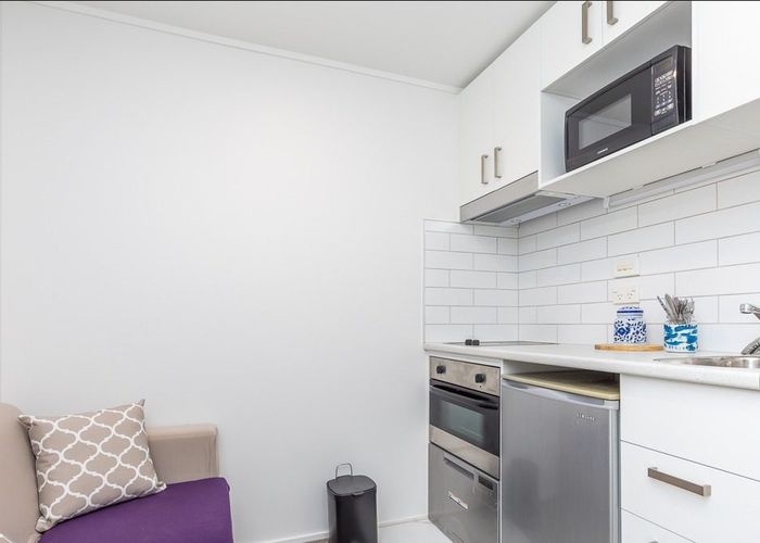  at 4/72 Nelson, City Centre, Auckland City, Auckland