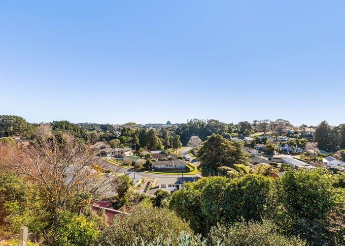  at 9A Manukaka Heights, Hurdon, New Plymouth, Taranaki