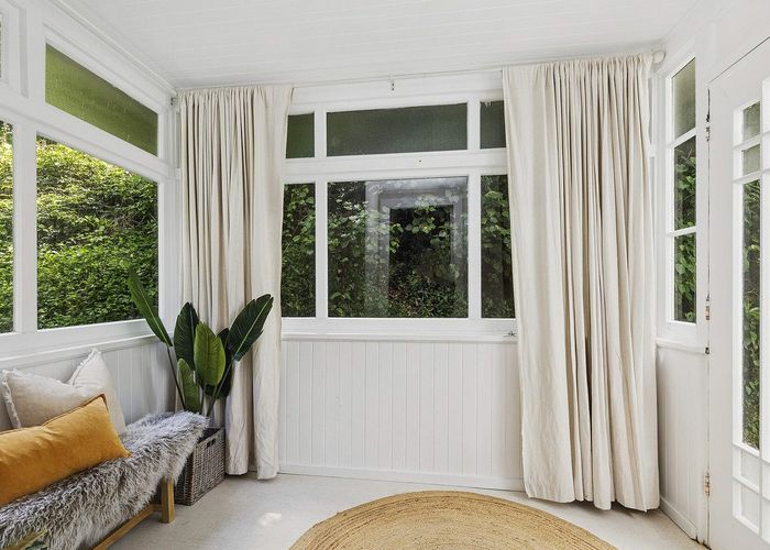  at 23 Laura Avenue, Brooklyn, Wellington, Wellington