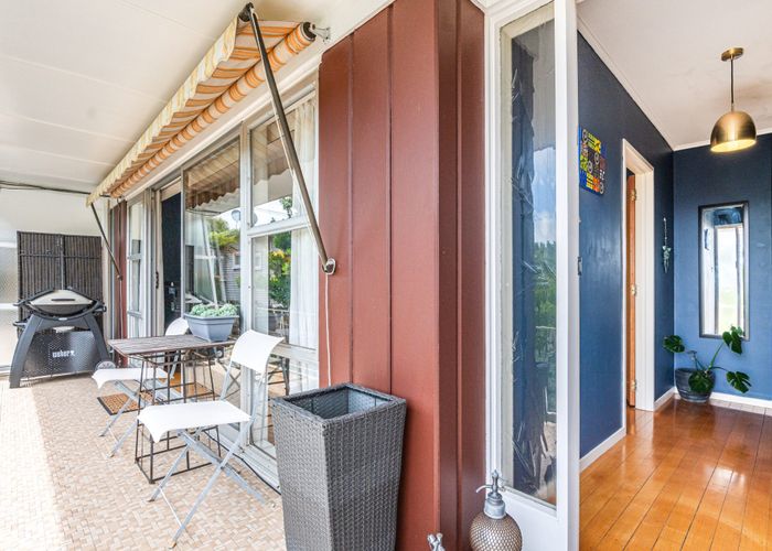  at 3/8 Rewa Road, Three Kings, Auckland