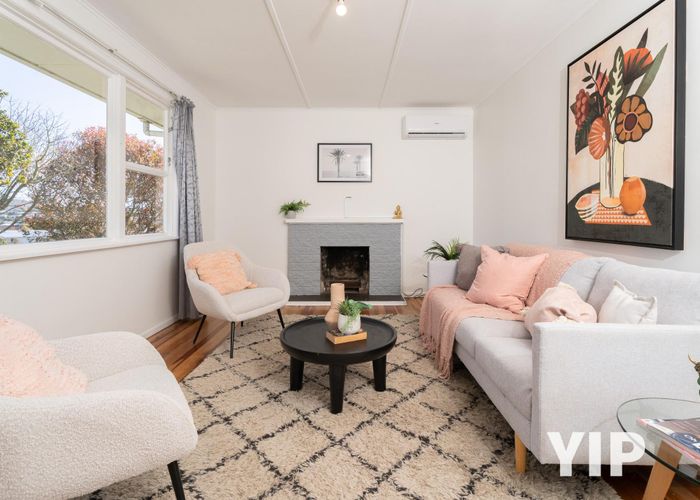  at 58 Kenmore Street, Newlands, Wellington