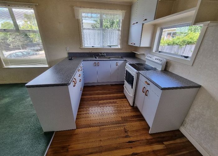  at Te Atatu Peninsula, Waitakere City, Auckland