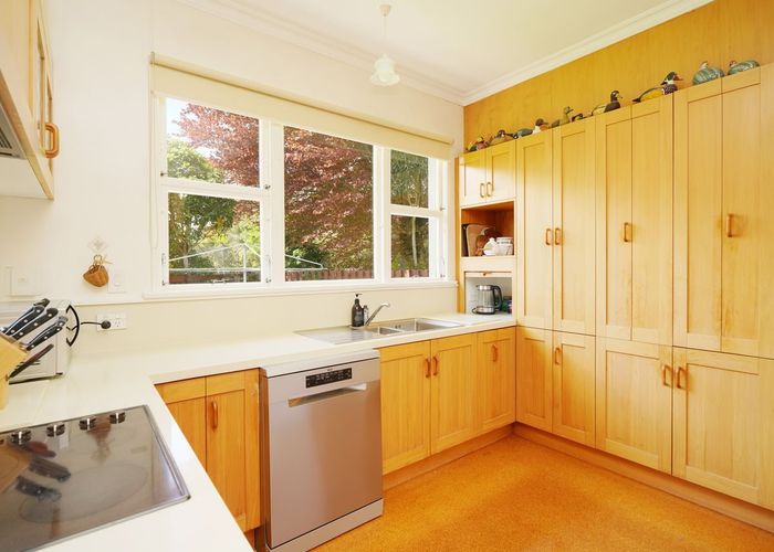  at 9 Cruickshank Crescent, Rosedale, Invercargill