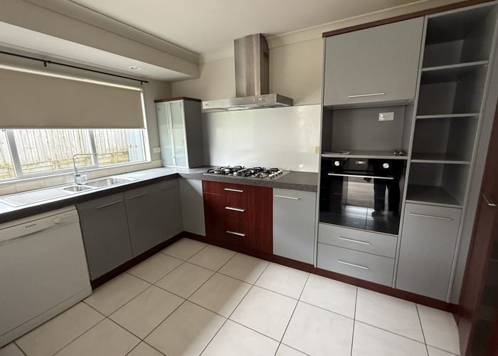  at 44 Baverstock Rd, Flat Bush, Manukau City, Auckland