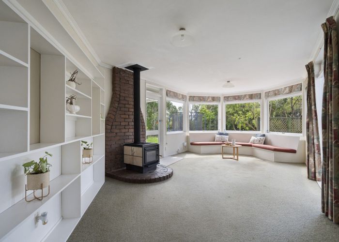  at 393 Aokautere Drive, Palmerston North