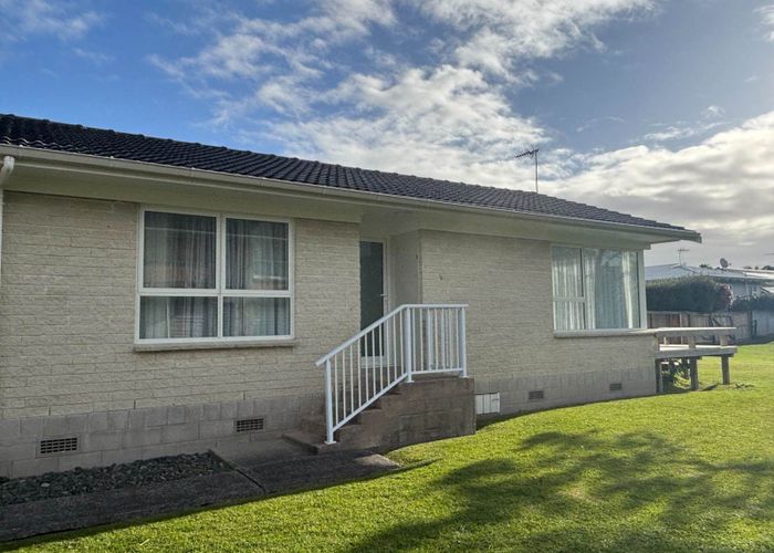  at 3/55 Shakespeare Road, Milford, North Shore City, Auckland