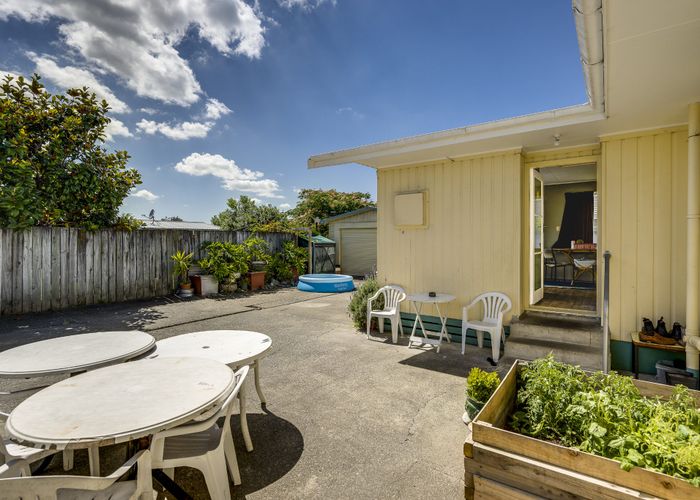  at 141 Chatham Road, Flaxmere, Hastings