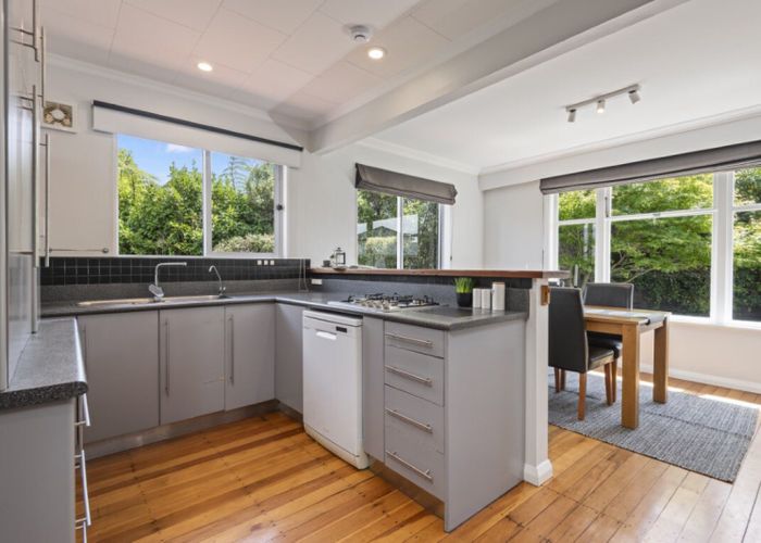  at 6 Hughes Avenue, Hokowhitu, Palmerston North