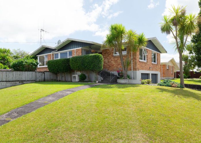  at 2 De Vere Crescent, Chartwell, Hamilton, Waikato