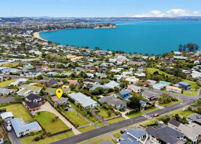  at 84 Tiri Road, Matakatia, Whangaparaoa
