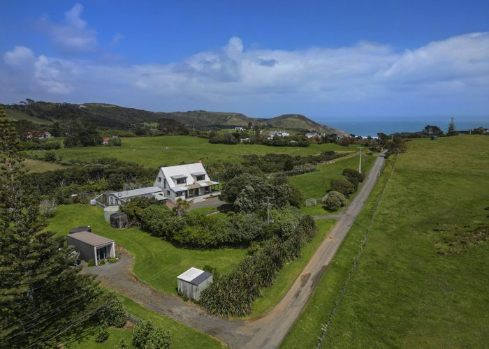  at 512 Oaia Road, Muriwai, Muriwai
