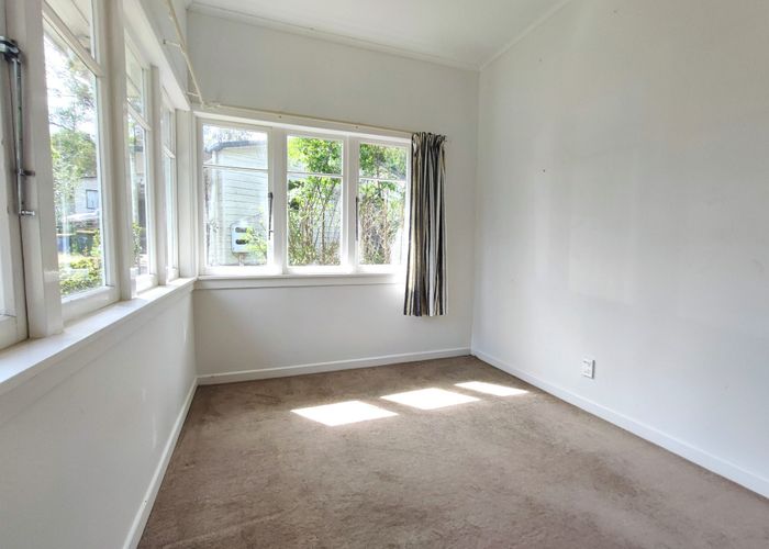  at 42 Quail Drive, Albany Heights, Auckland