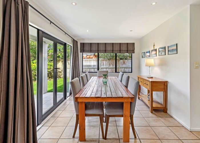  at 6 Widdison Place, Albany, Auckland