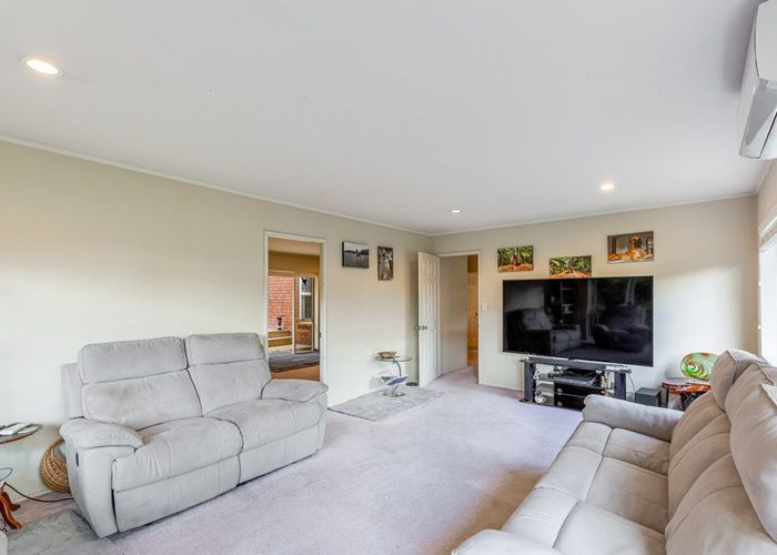 at 21A Woodfern Crescent, Titirangi, Auckland