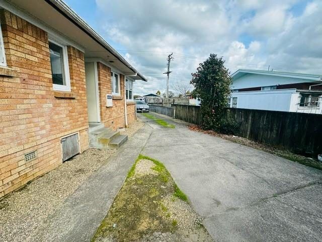  at 54 Collins Road, Melville, Hamilton