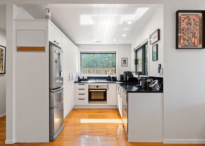  at 6 Irvine Street, Aro Valley, Wellington, Wellington