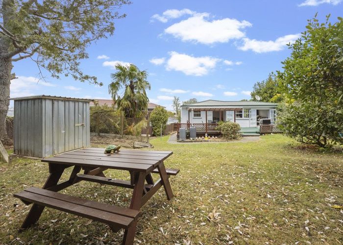  at 38 Chatsworth Crescent, Pakuranga Heights, Manukau City, Auckland