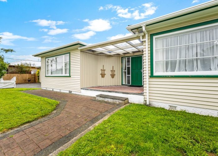  at 33 Peel Place, Wainuiomata, Lower Hutt