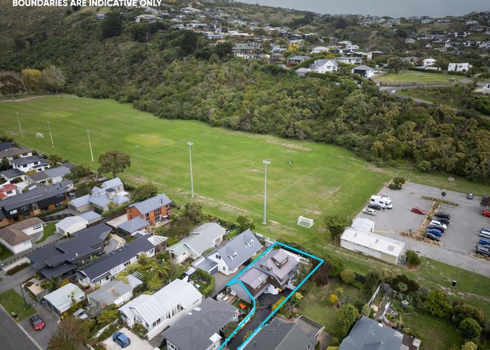  at 2/14 Wakatu Avenue, Redcliffs, Christchurch City, Canterbury