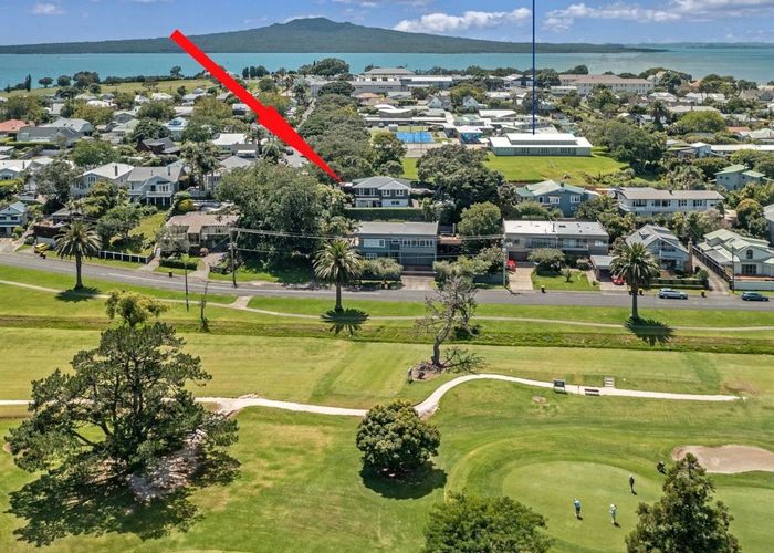  at 6 Morrison Avenue, Narrow Neck, Auckland