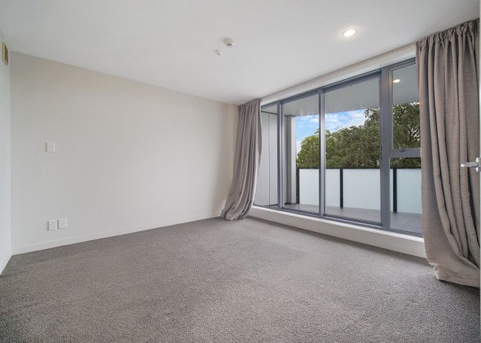  at 5/8 Basque Road, Eden Terrace, Auckland City, Auckland