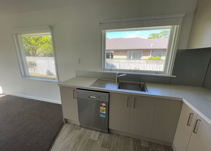  at 2/216 Riverlaw Terrace, St. Martins, Christchurch City, Canterbury
