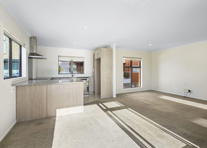  at 2/9 Vialou Street, Hamilton City Central, Hamilton, Waikato