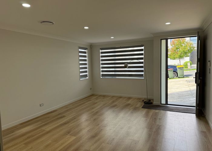  at 10 Morepork Street, Flat Bush, Manukau City, Auckland