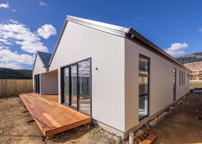  at 7 Hill Tops Way, Stoke, Nelson, Nelson / Tasman