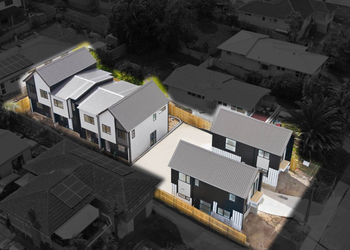  at 5 / 2 Bean Place, Mount Wellington, Auckland City, Auckland