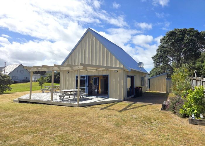  at 135 Kowhai Avenue, Matarangi, Thames-Coromandel, Waikato