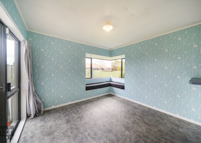  at 146 Hillcrest Drive, Kelvin Grove, Palmerston North