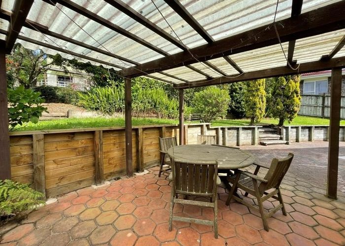  at 1/17 Weetman Drive, Browns Bay, Auckland