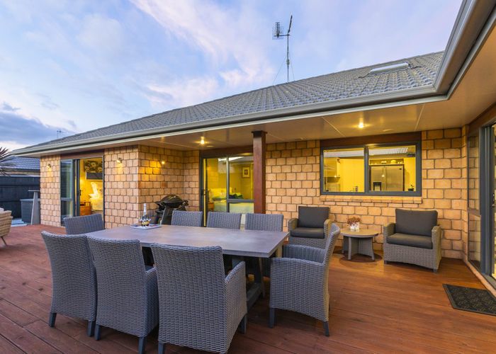  at 6 Trusham Court, Paraparaumu