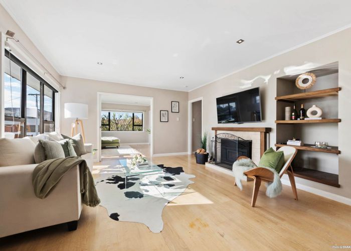  at 5 Ward Crescent, Te Atatu Peninsula, Auckland