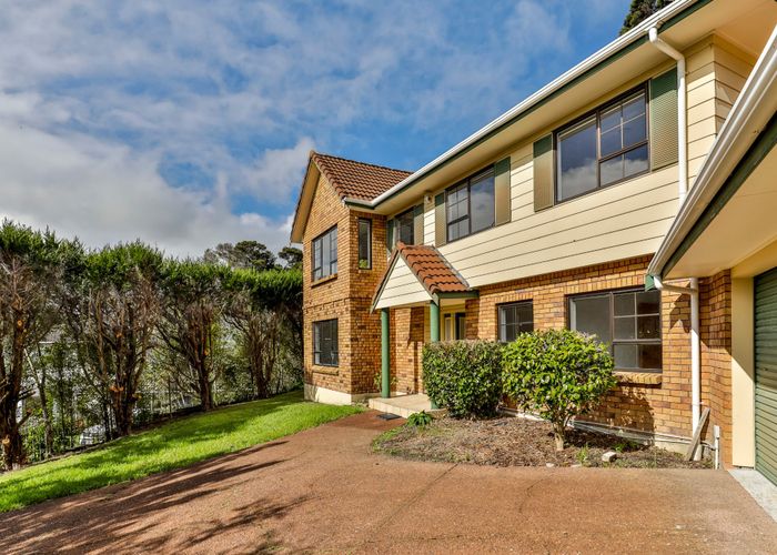  at 8 Murano Place, Chatswood, North Shore City, Auckland