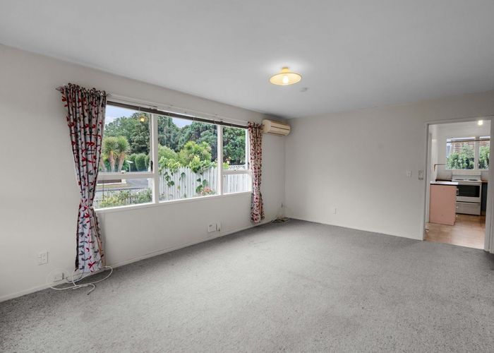  at 1/9 Woodcote Avenue, Hornby, Christchurch