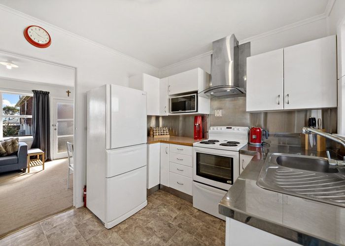  at 3/37A Mcintyre Road, Mangere Bridge, Auckland