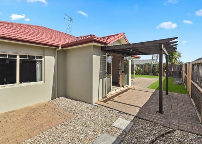  at 27 Cranbrook Place, Rototuna North, Hamilton
