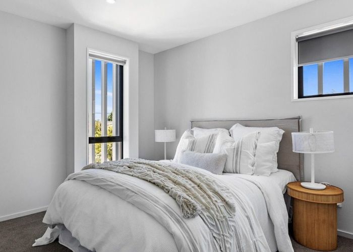  at 2/32 Hammersley Avenue, Shirley, Christchurch City, Canterbury