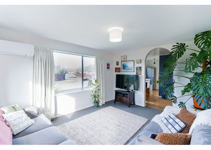  at 1/17 Kuaka Crescent, Bromley, Christchurch